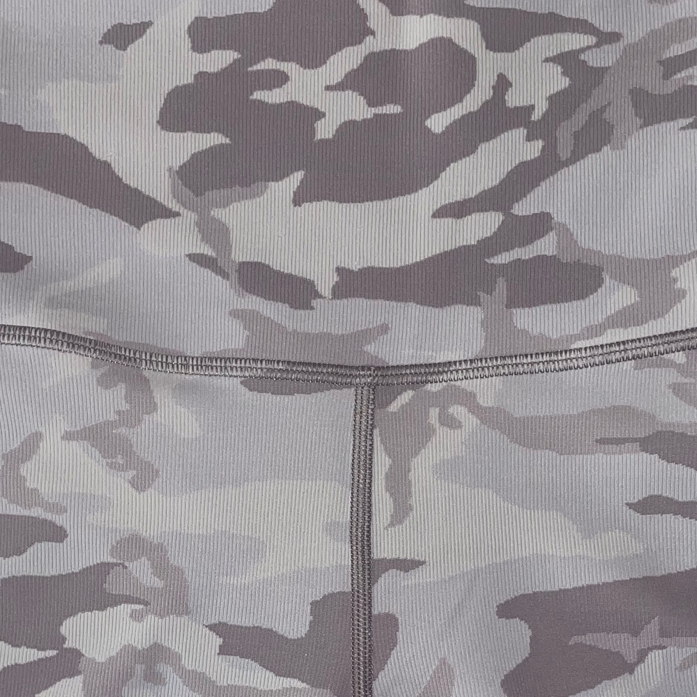 lululemon athletica Camouflage Leggings - Purple and White - Picture 5 of 6